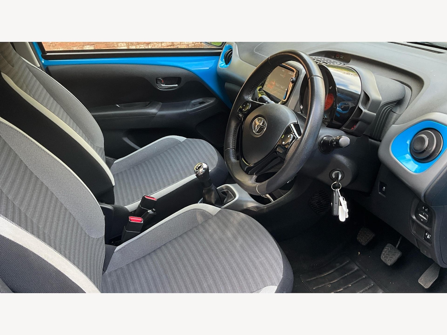 Used Toyota AYGO for sale - 76997728: Photo 13