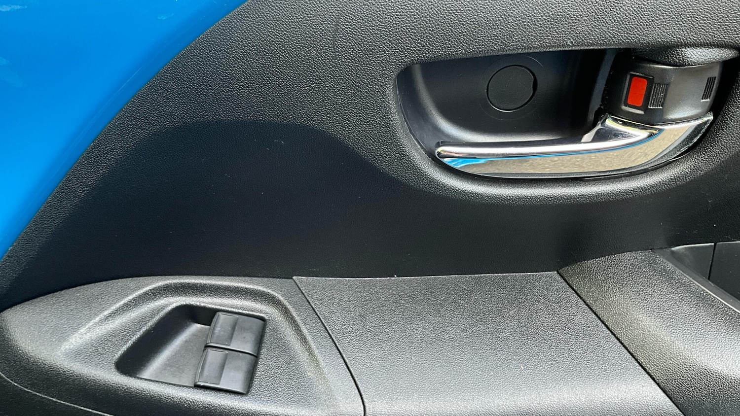 Used Toyota AYGO for sale - 76997728: Photo 40