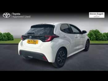 Used Toyota Yaris 2021 for sale - 74704684: Photo
