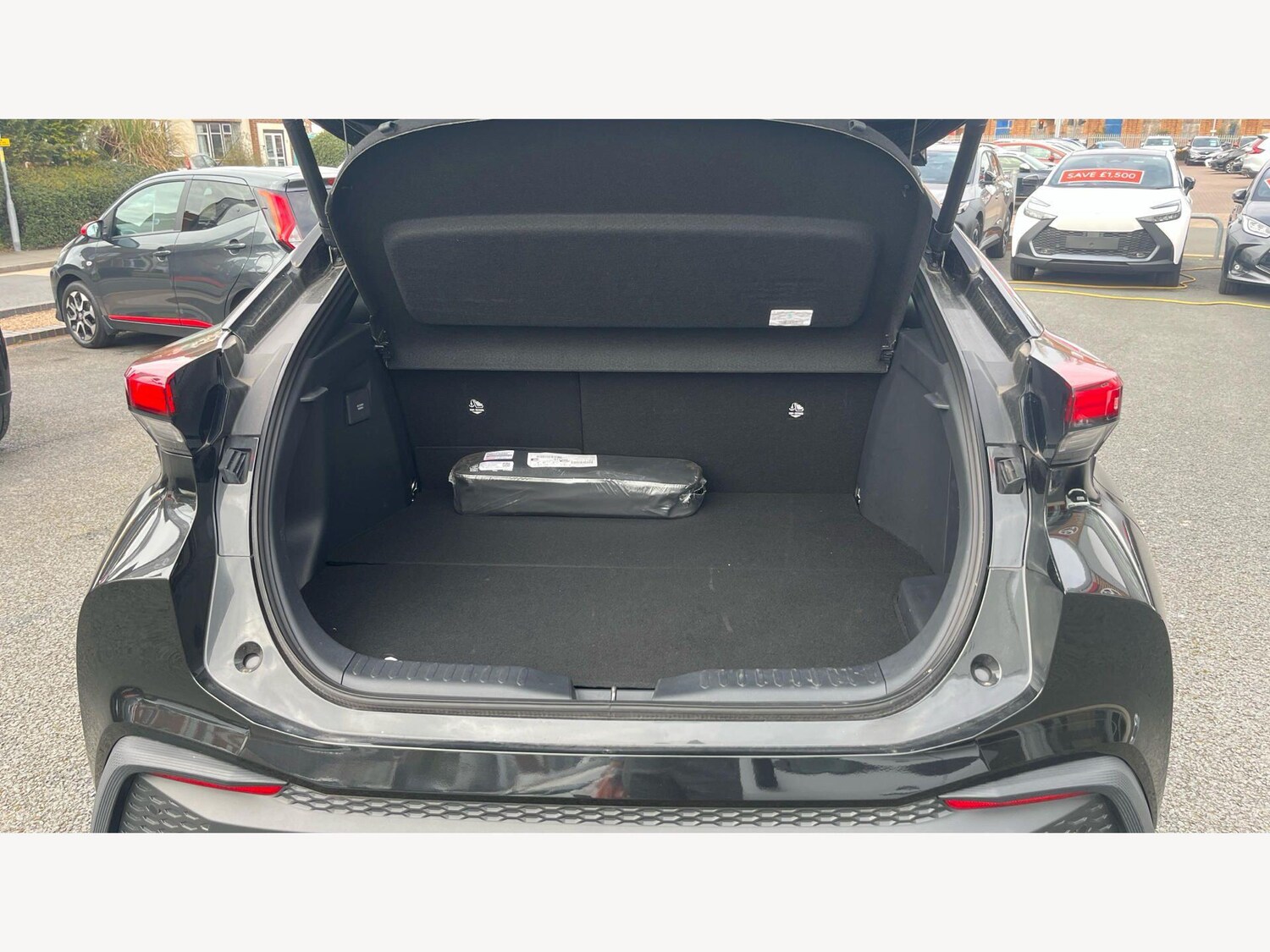 Used Toyota C-HR for sale - 78034140: Photo 16