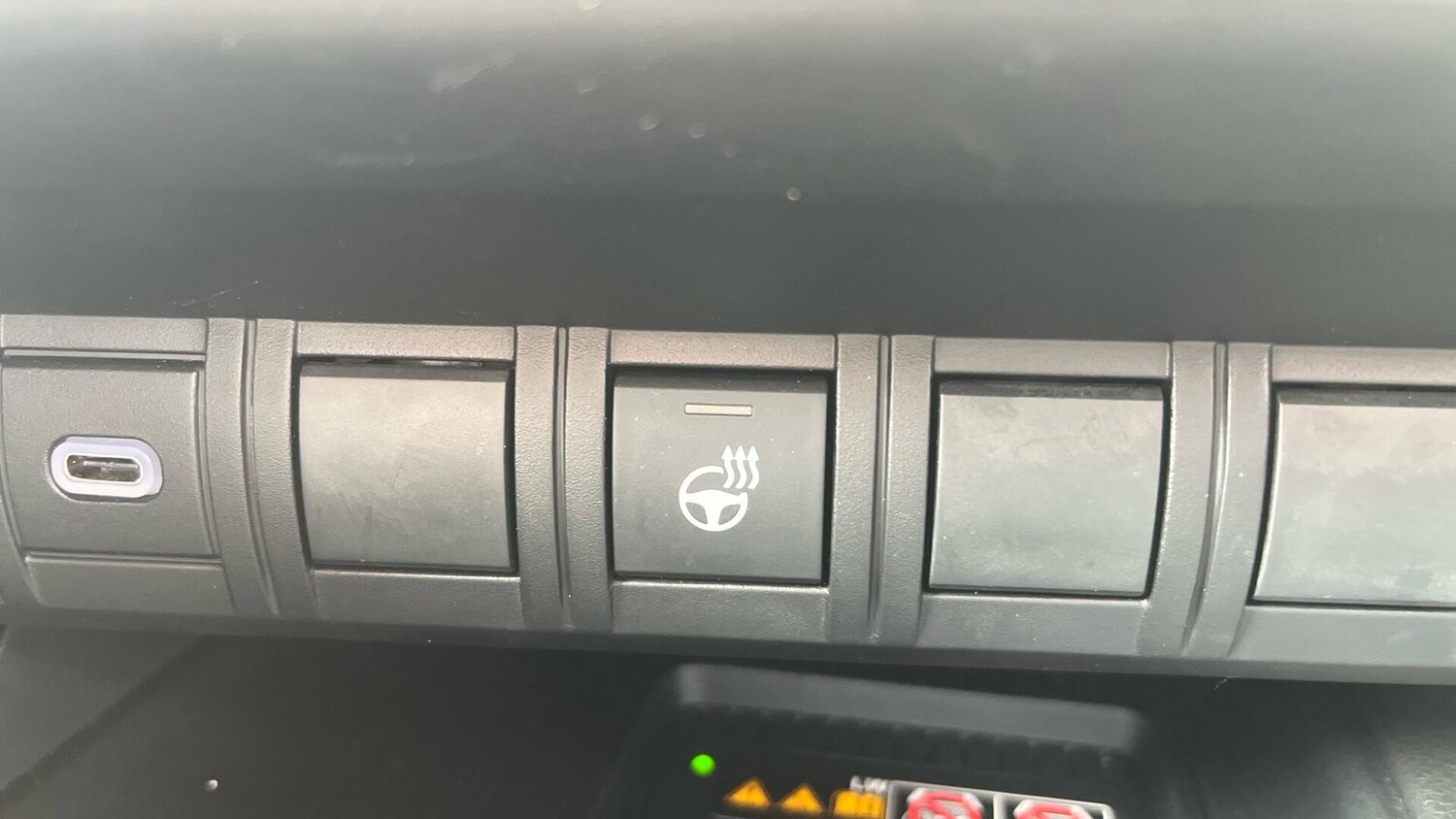 Used Toyota C-HR for sale - 78034140: Photo 33