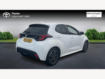 Used Toyota Yaris 2023 for sale - 77144098: Photo