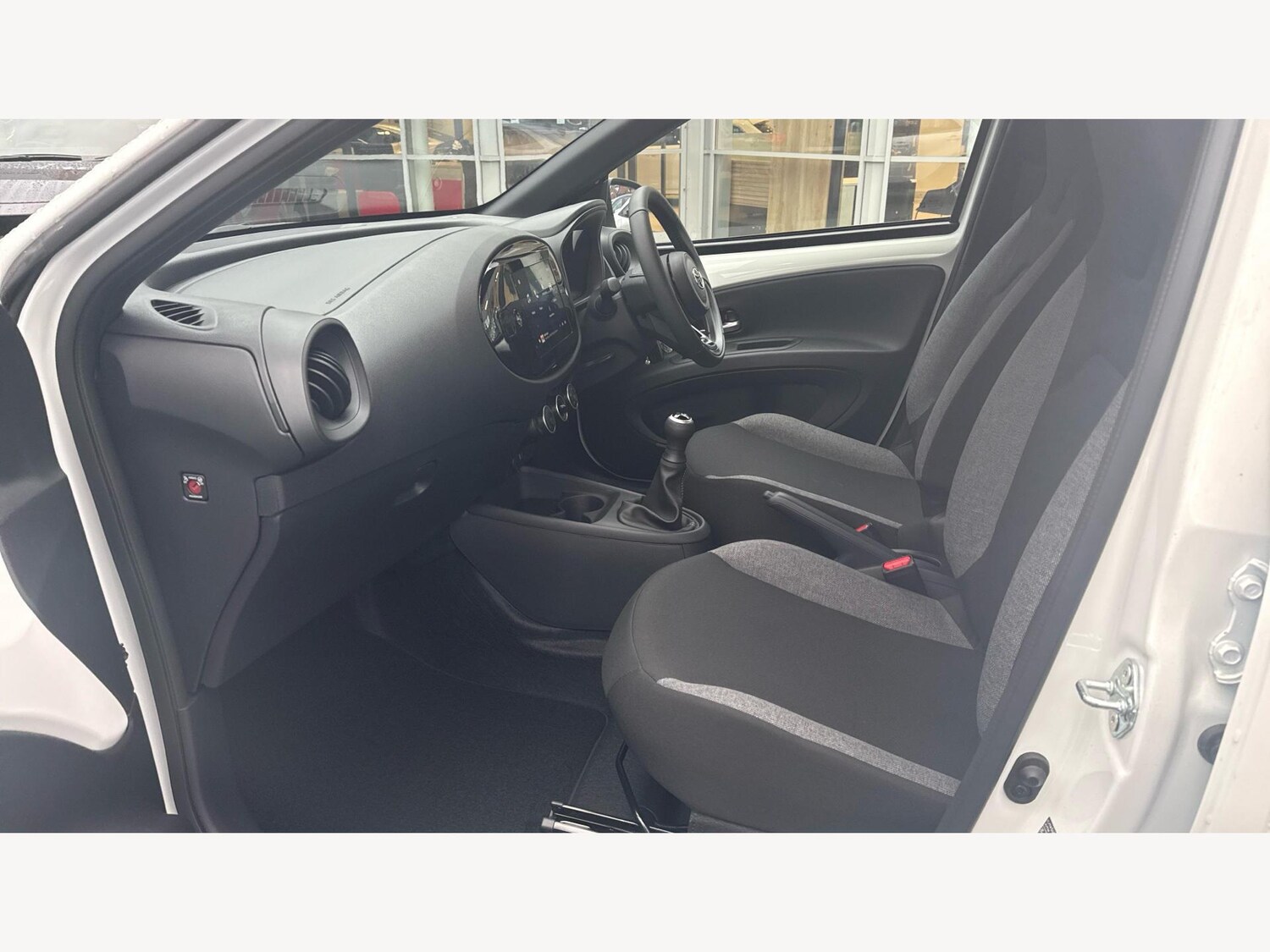 Used Toyota Aygo X 2025 for sale - 77496289: Photo 12