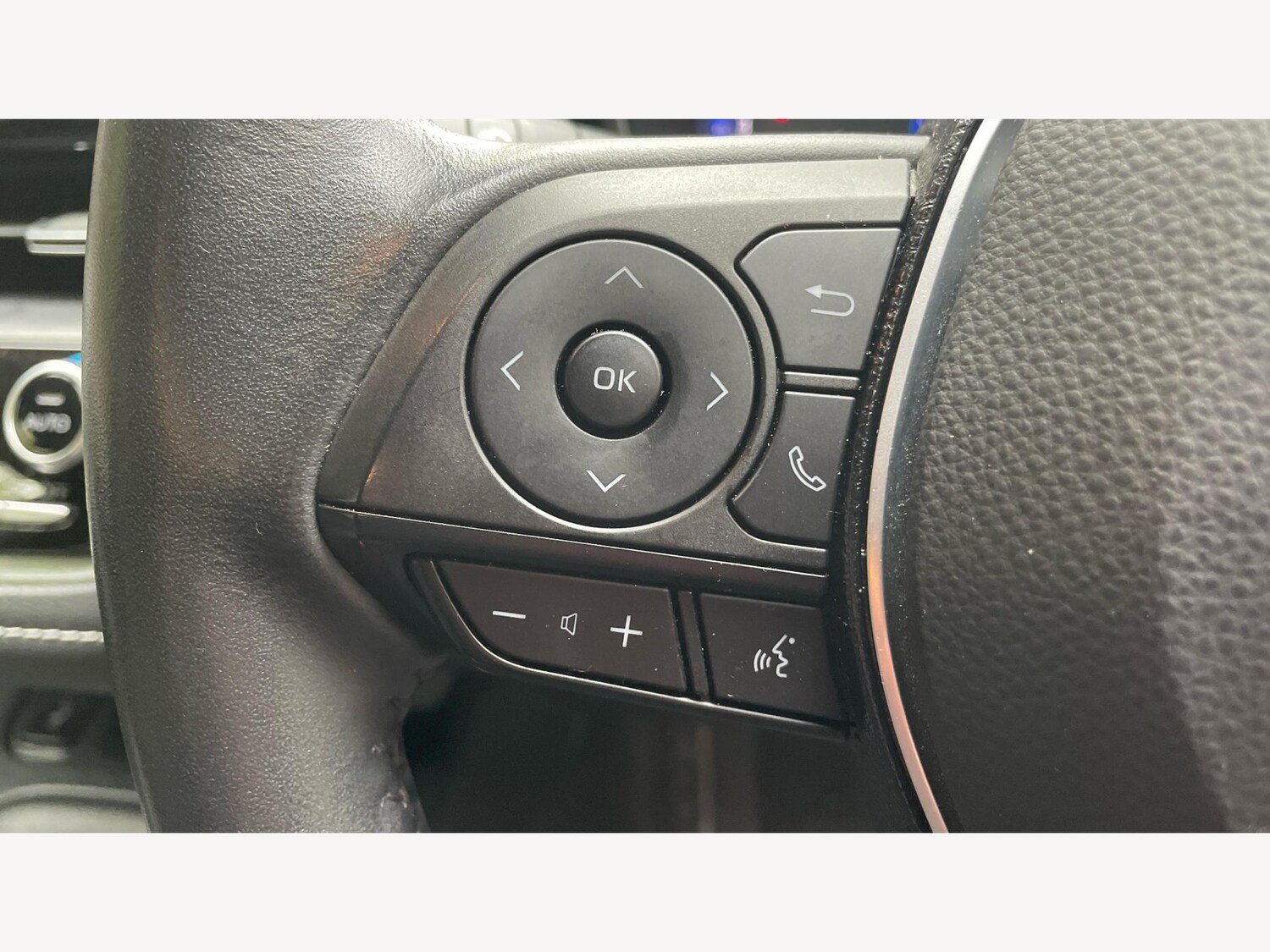 Used Toyota Corolla 2021 for sale - 76702179: Photo 30