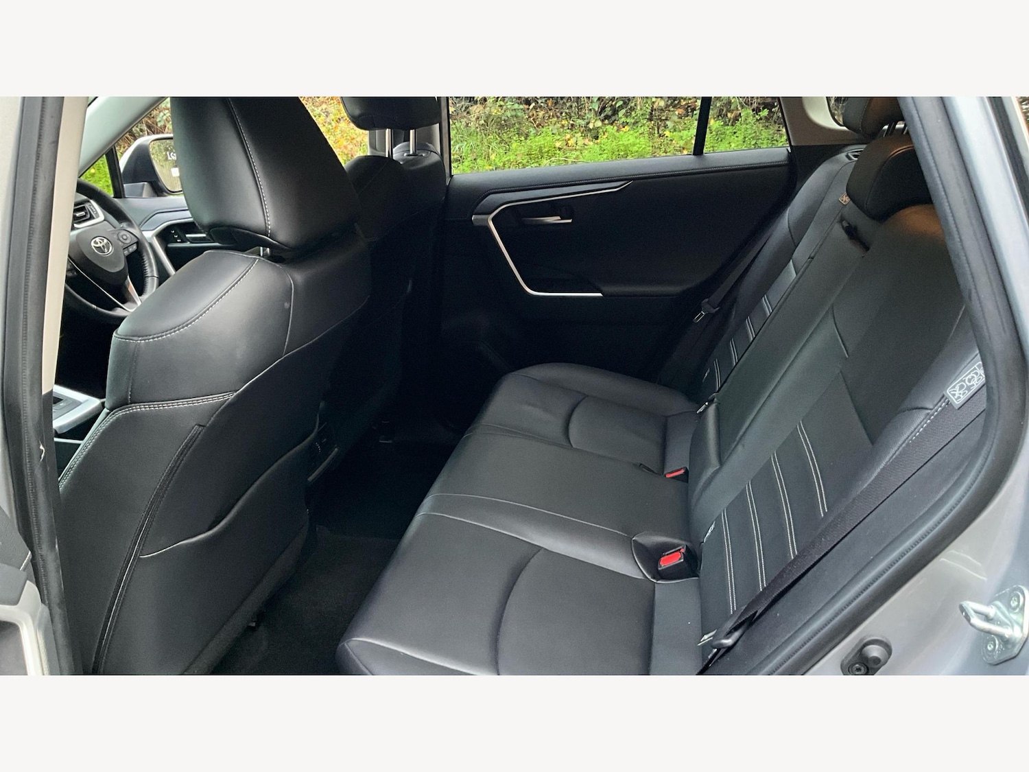 Used Toyota RAV4 2020 for sale - 76689824: Photo 15