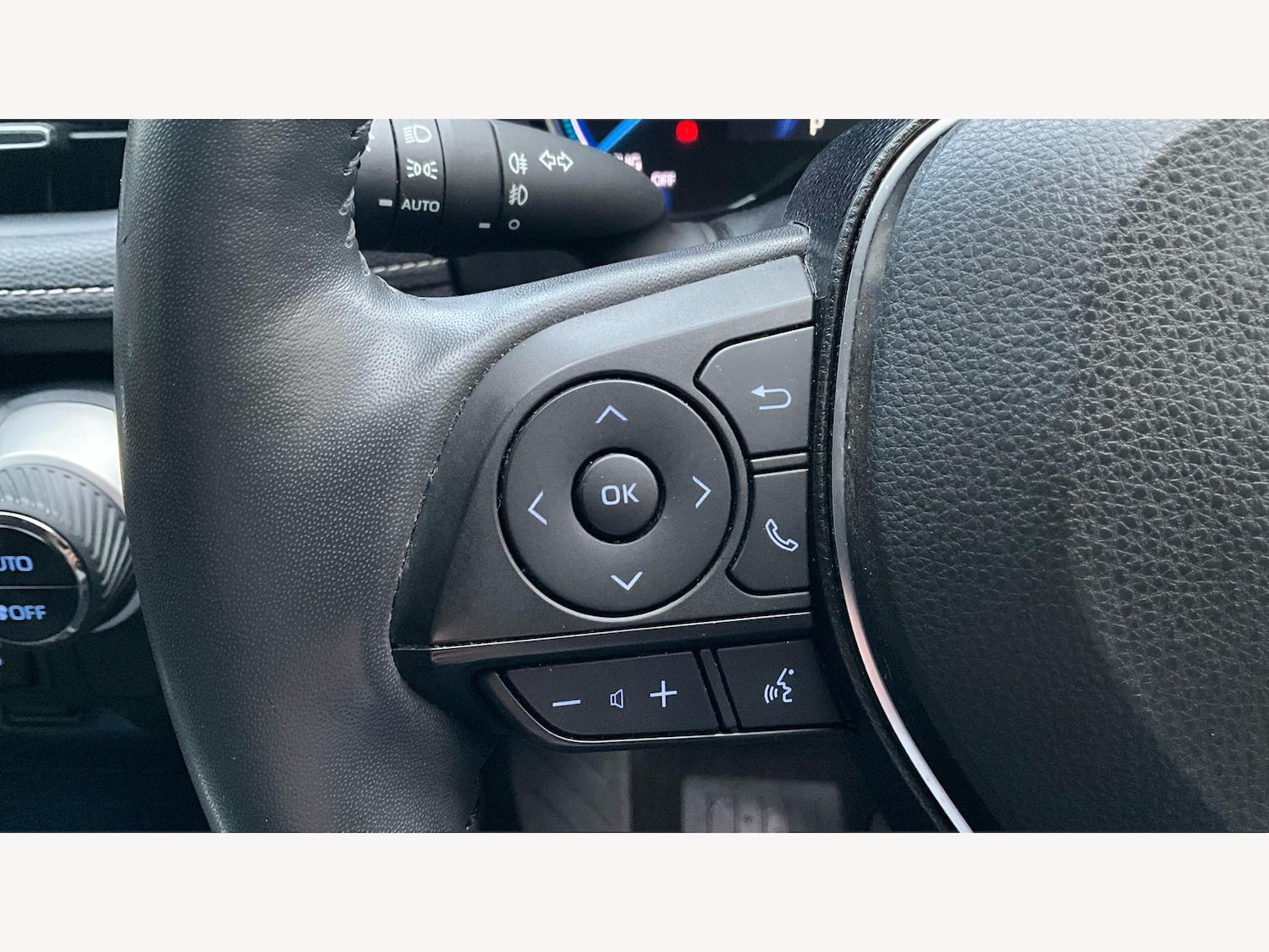 Used Toyota RAV4 2020 for sale - 76689824: Photo 30