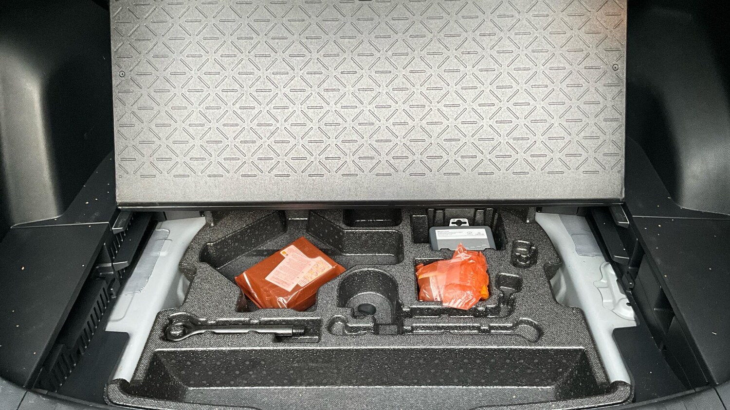 Used Toyota RAV4 2020 for sale - 76689824: Photo 37