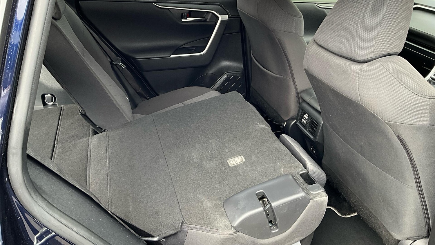 Used Toyota RAV4 2020 for sale - 76942709: Photo 35