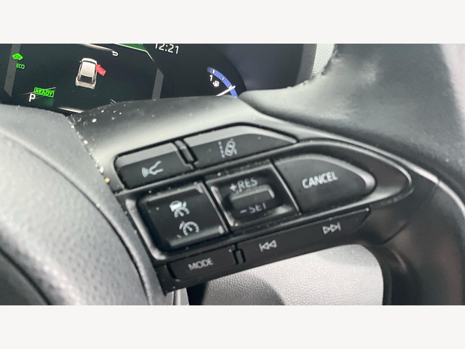 Used Toyota Yaris Cross for sale - 77278927: Photo 29