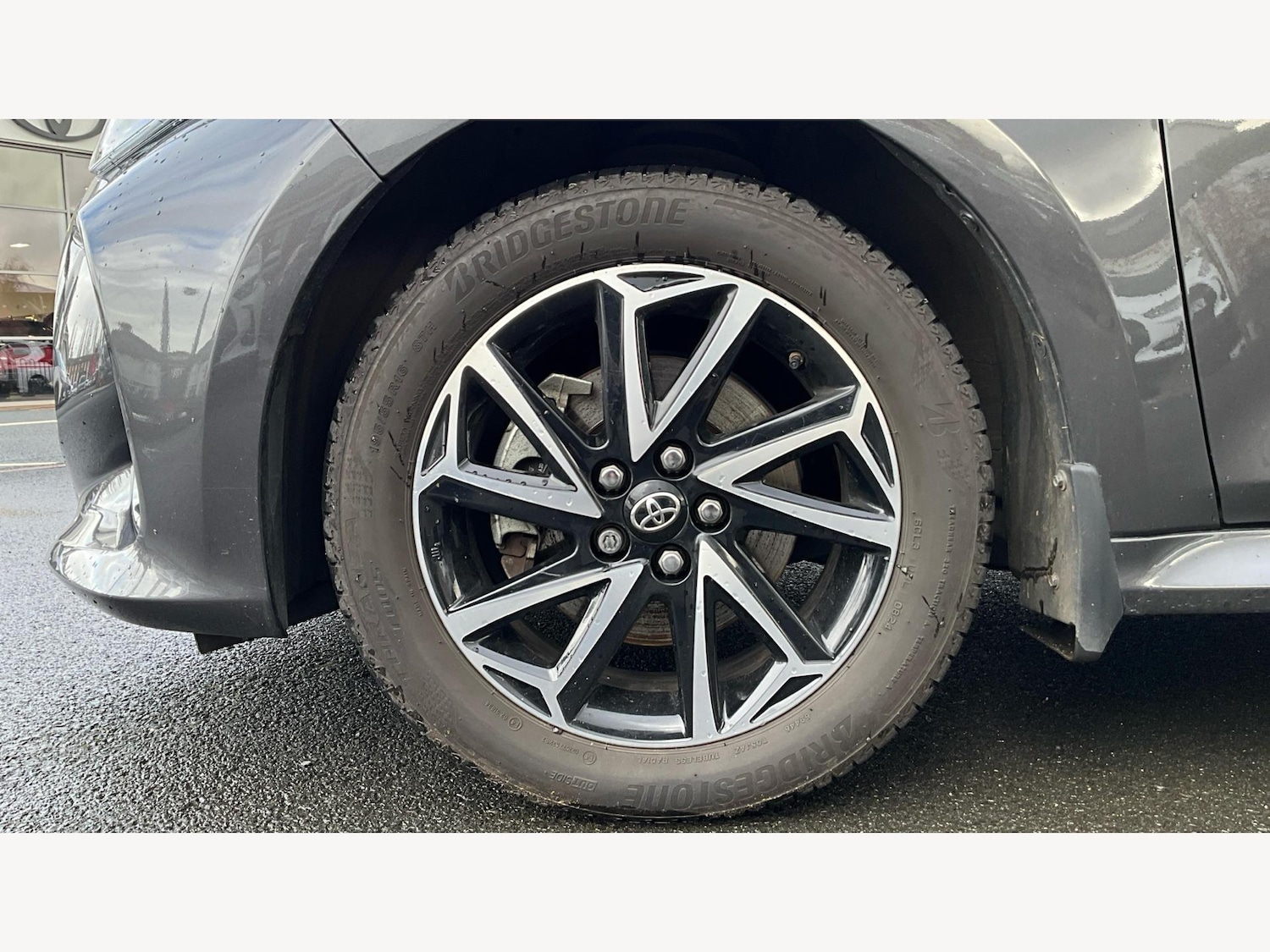 Used Toyota Yaris 2021 for sale - 77612560: Photo 20