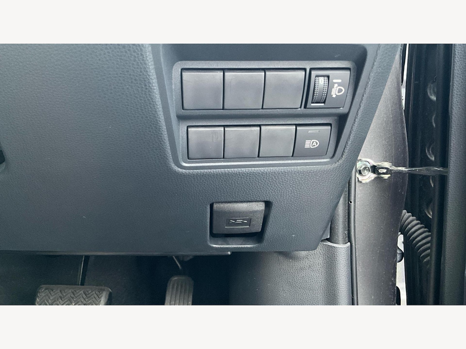 Used Toyota Yaris 2021 for sale - 77612560: Photo 31