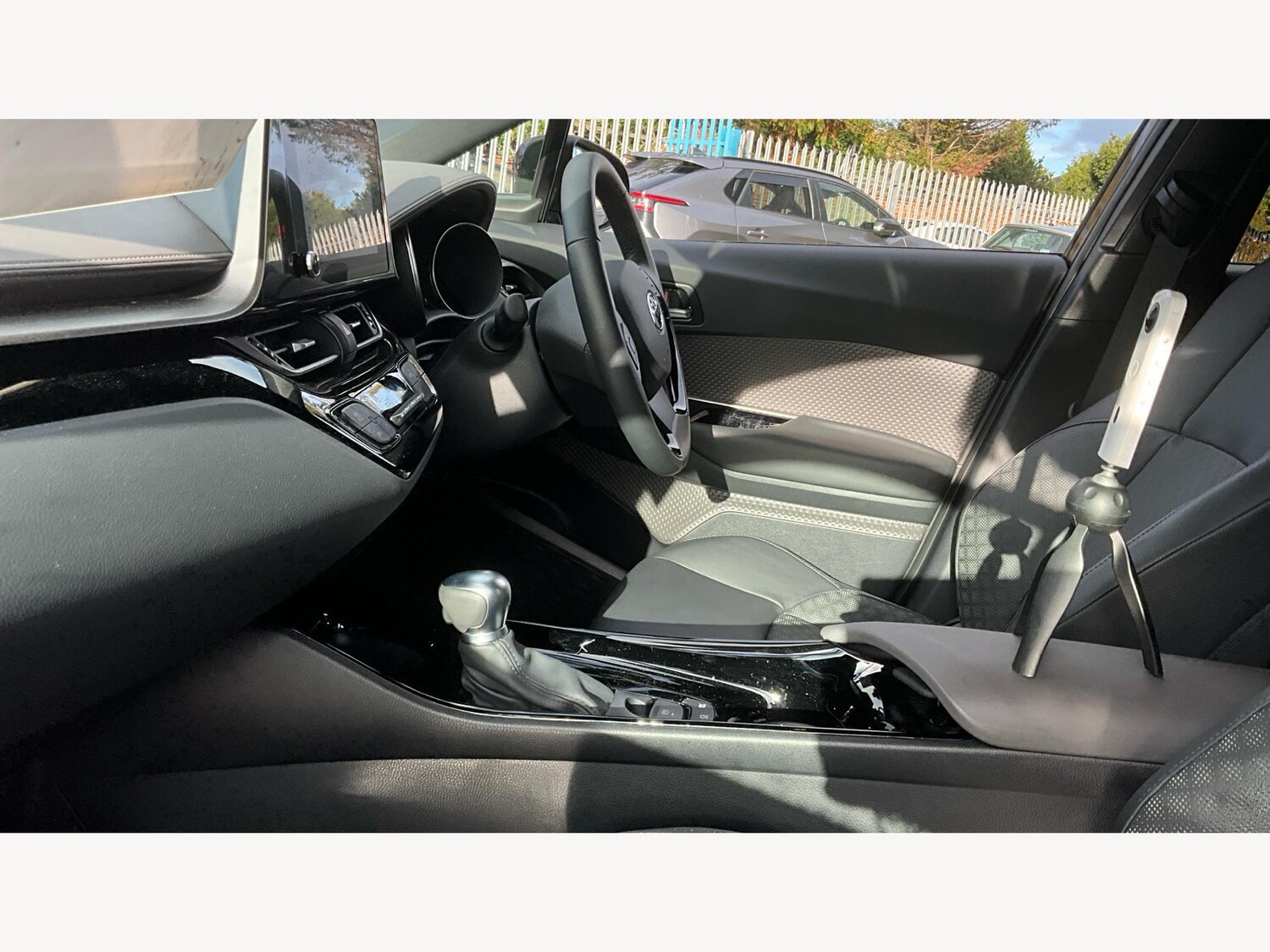 Used Toyota C-HR 2023 for sale - 76996563: Photo 12