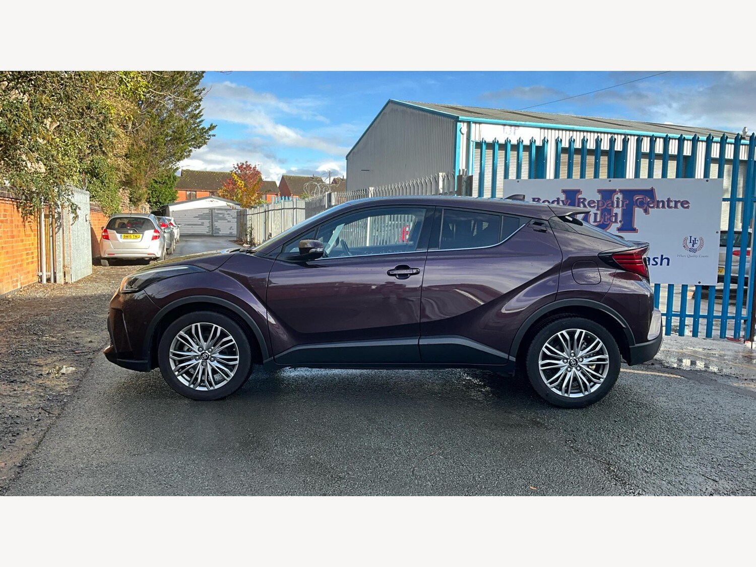 Used Toyota C-HR 2023 for sale - 76996563: Photo 19