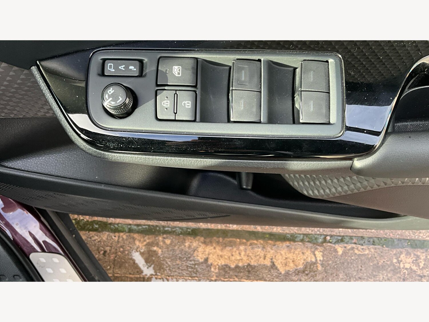 Used Toyota C-HR 2023 for sale - 76996563: Photo 22