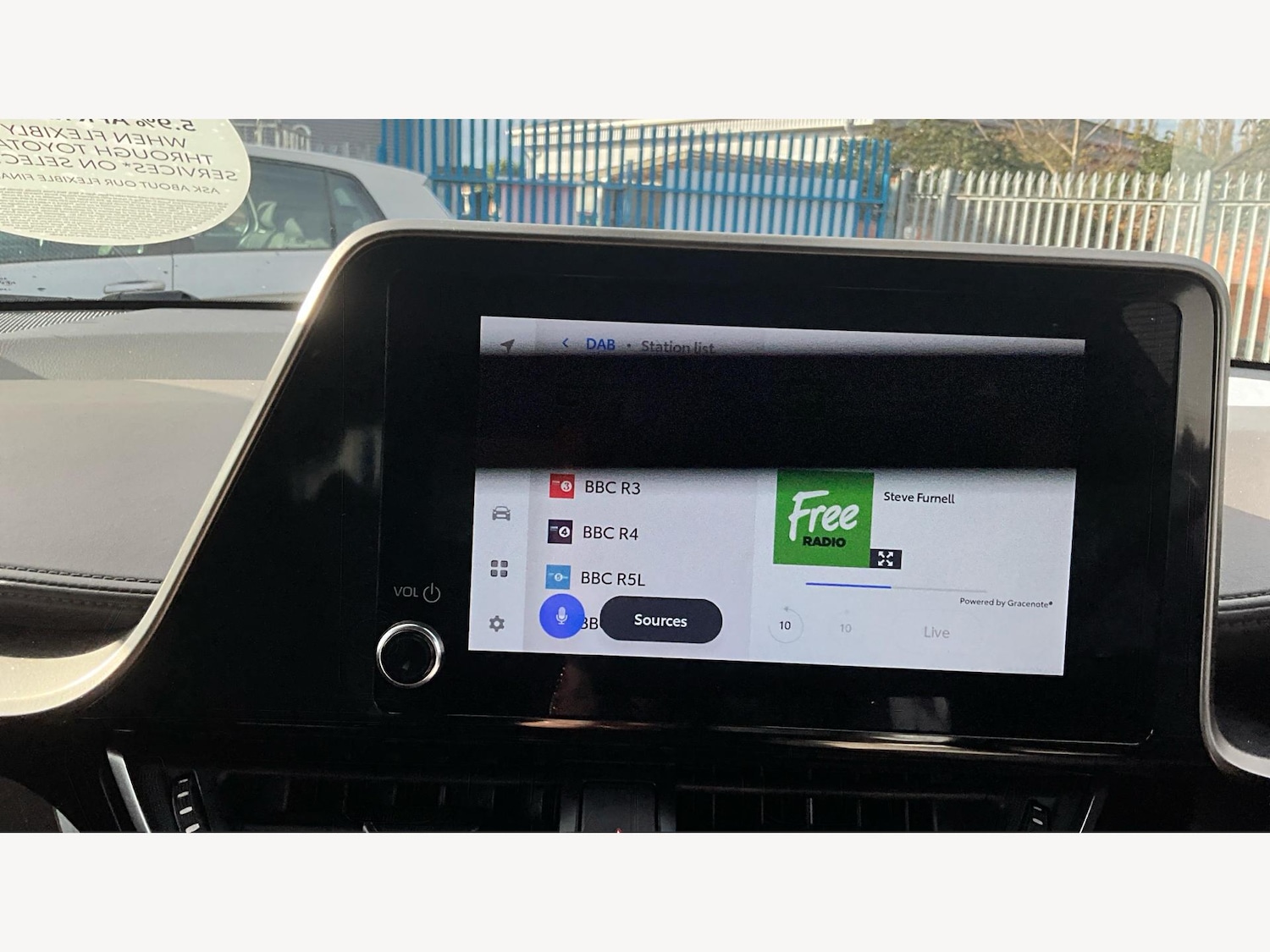 Used Toyota C-HR 2023 for sale - 76996563: Photo 9