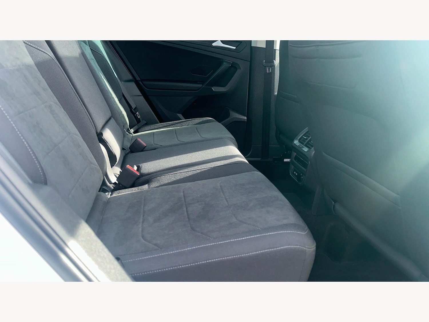 Used Volkswagen Tiguan 2023 for sale - 77671234: Photo 14