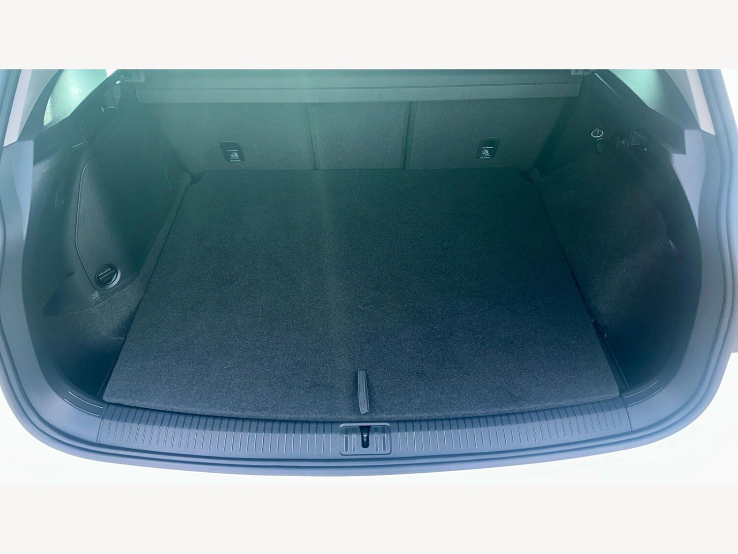 Used Volkswagen Tiguan 2023 for sale - 77671234: Photo 16