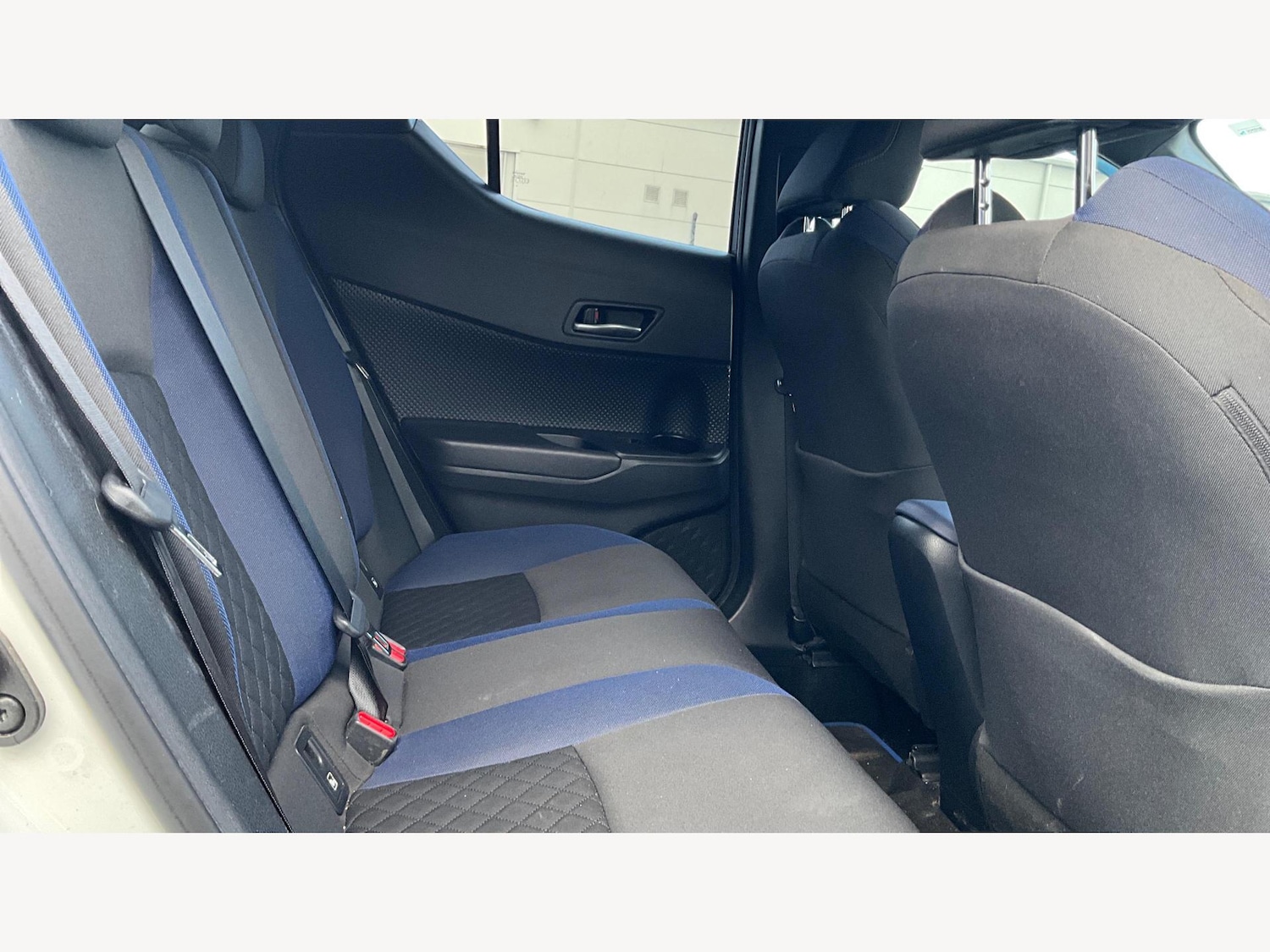 Used Toyota C-HR for sale - 77425380: Photo 14