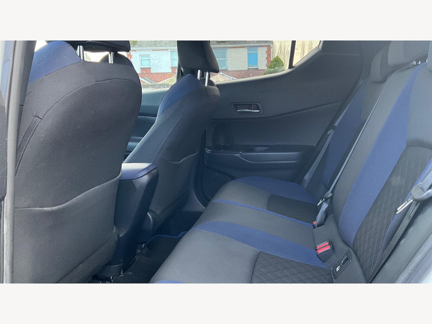 Used Toyota C-HR for sale - 77425380: Photo 15