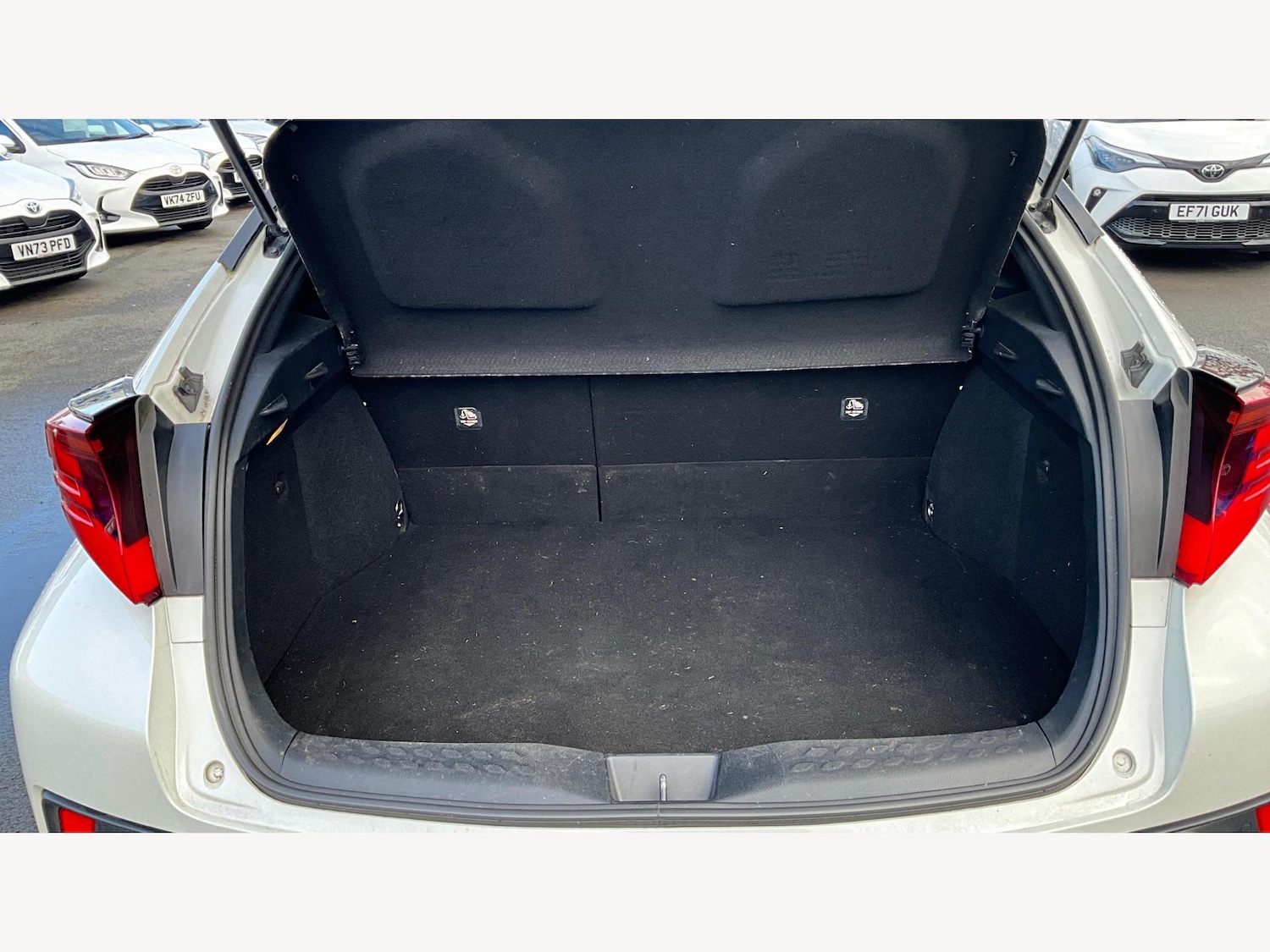 Used Toyota C-HR for sale - 77425380: Photo 16