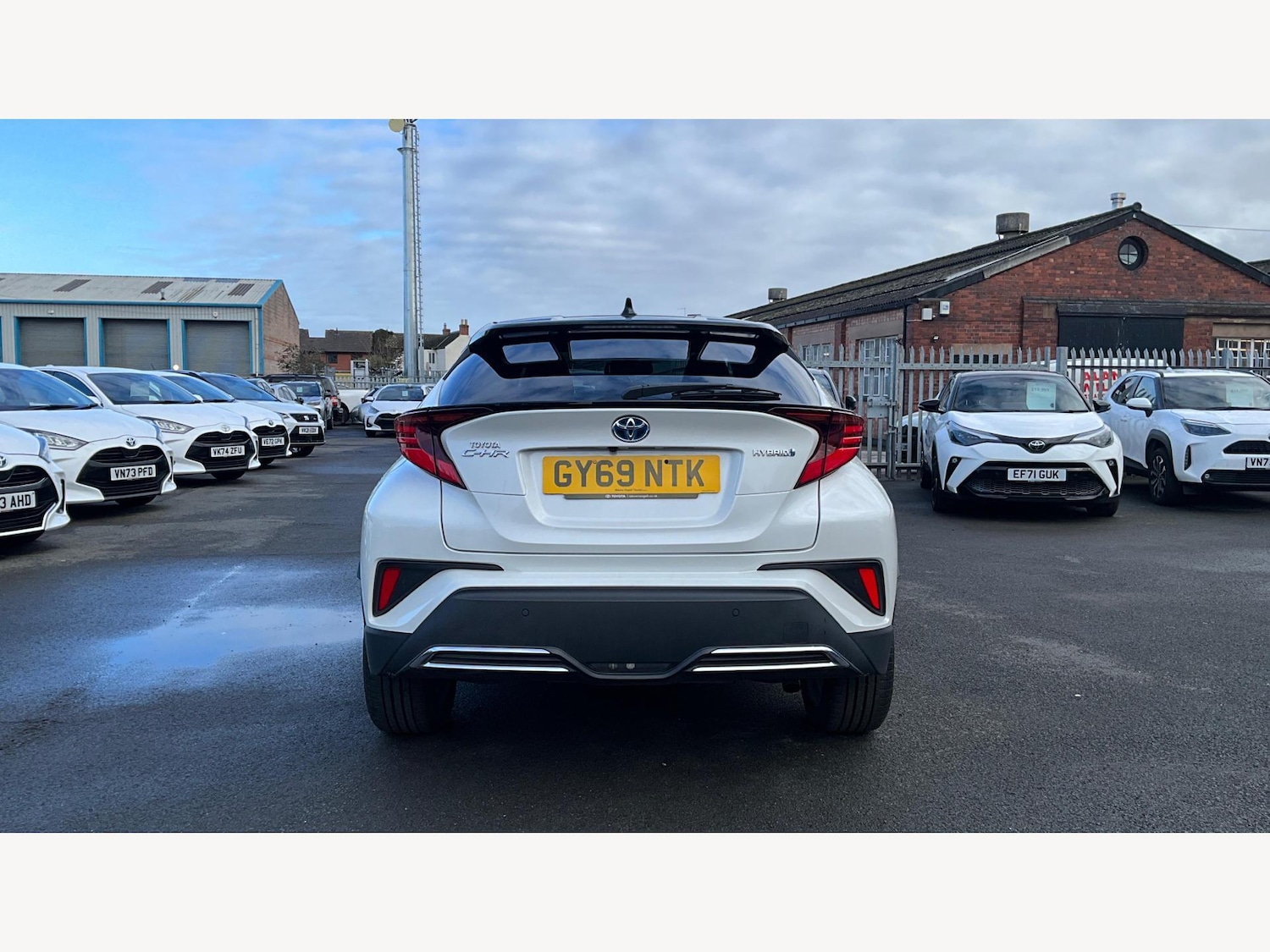 Used Toyota C-HR for sale - 77425380: Photo 21