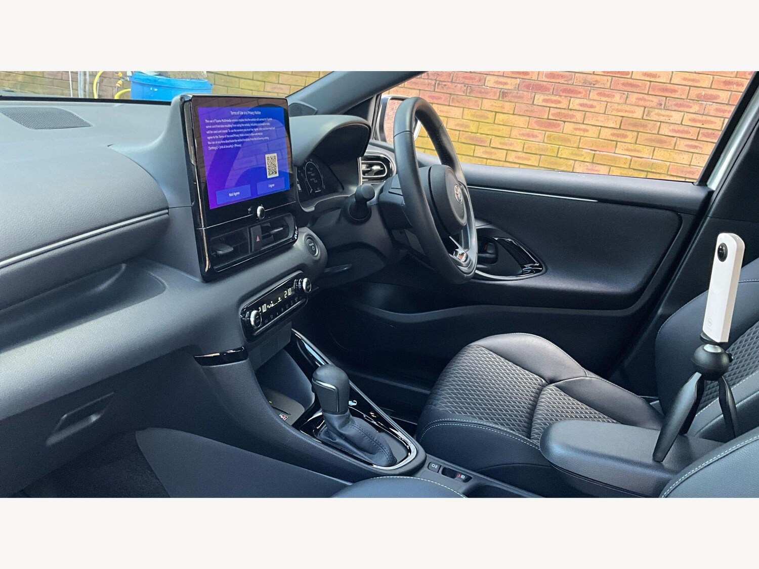 Used Toyota Yaris for sale - 78115877: Photo 12