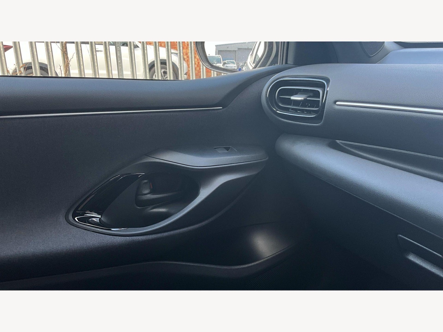 Used Toyota Yaris for sale - 78115877: Photo 22