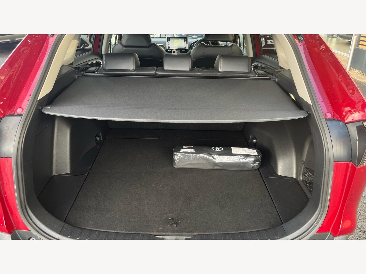 Used Toyota RAV4 2022 for sale - 77214975: Photo 23