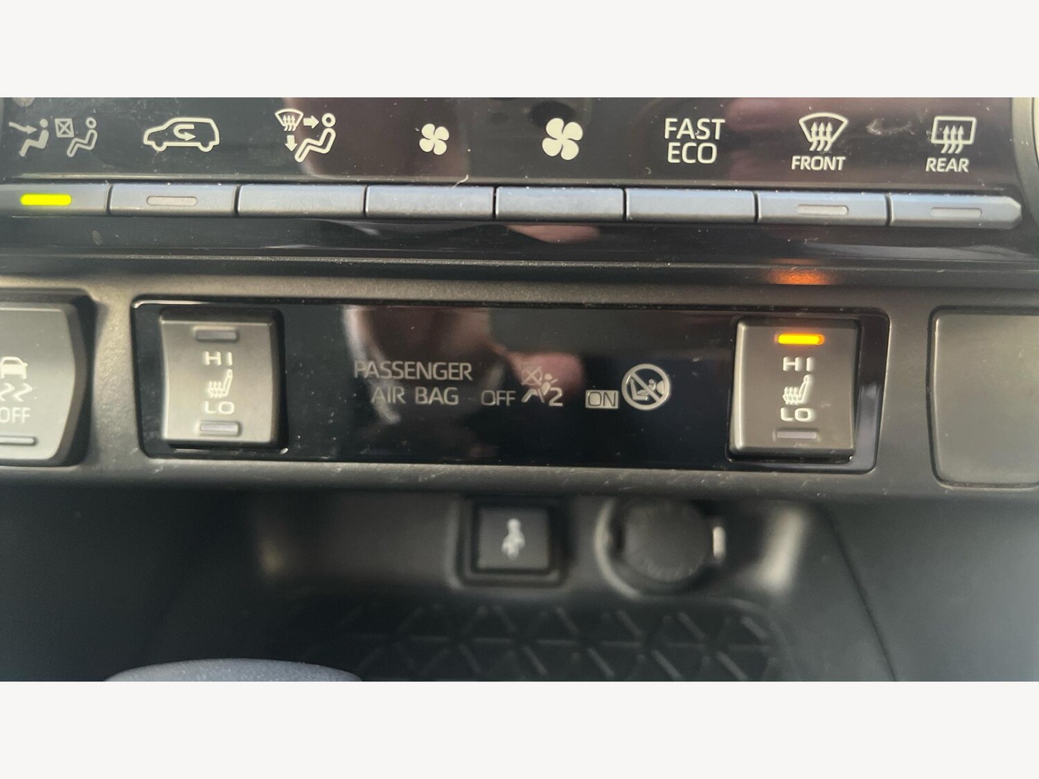 Used Toyota RAV4 2022 for sale - 77214975: Photo 29