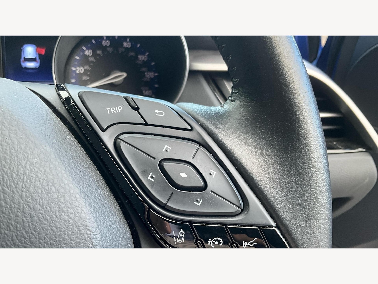 Used Toyota C-HR 2022 for sale - 76458174: Photo 24