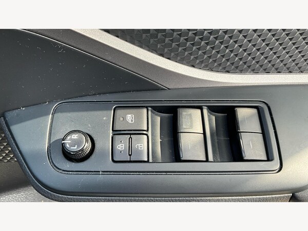 Used Toyota C-HR 2021 for sale - 75623282: Photo 33