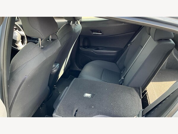 Used Toyota C-HR 2021 for sale - 75623282: Photo 34
