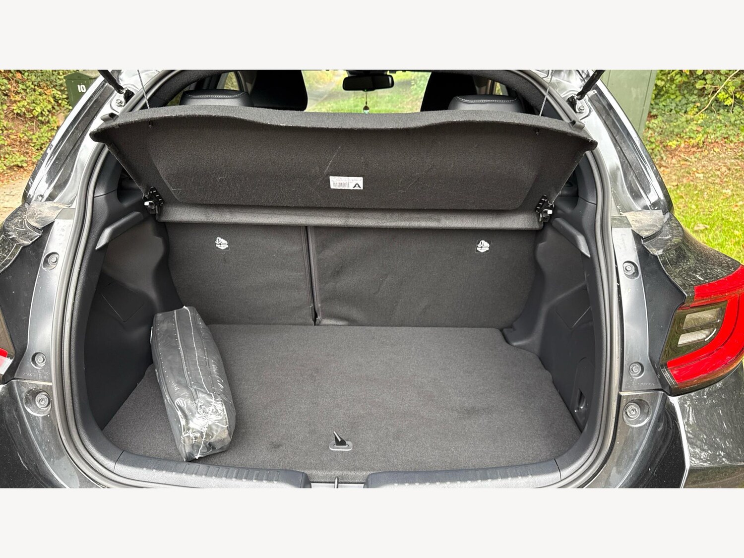 Used Toyota Yaris 2025 for sale - 77358658: Photo 16