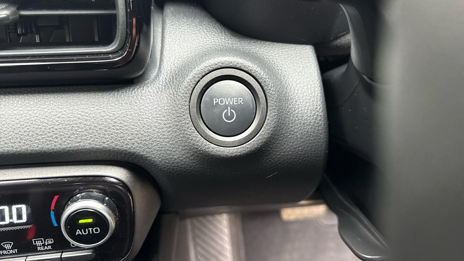 Used Toyota Yaris 2025 for sale - 77358658: Photo 36