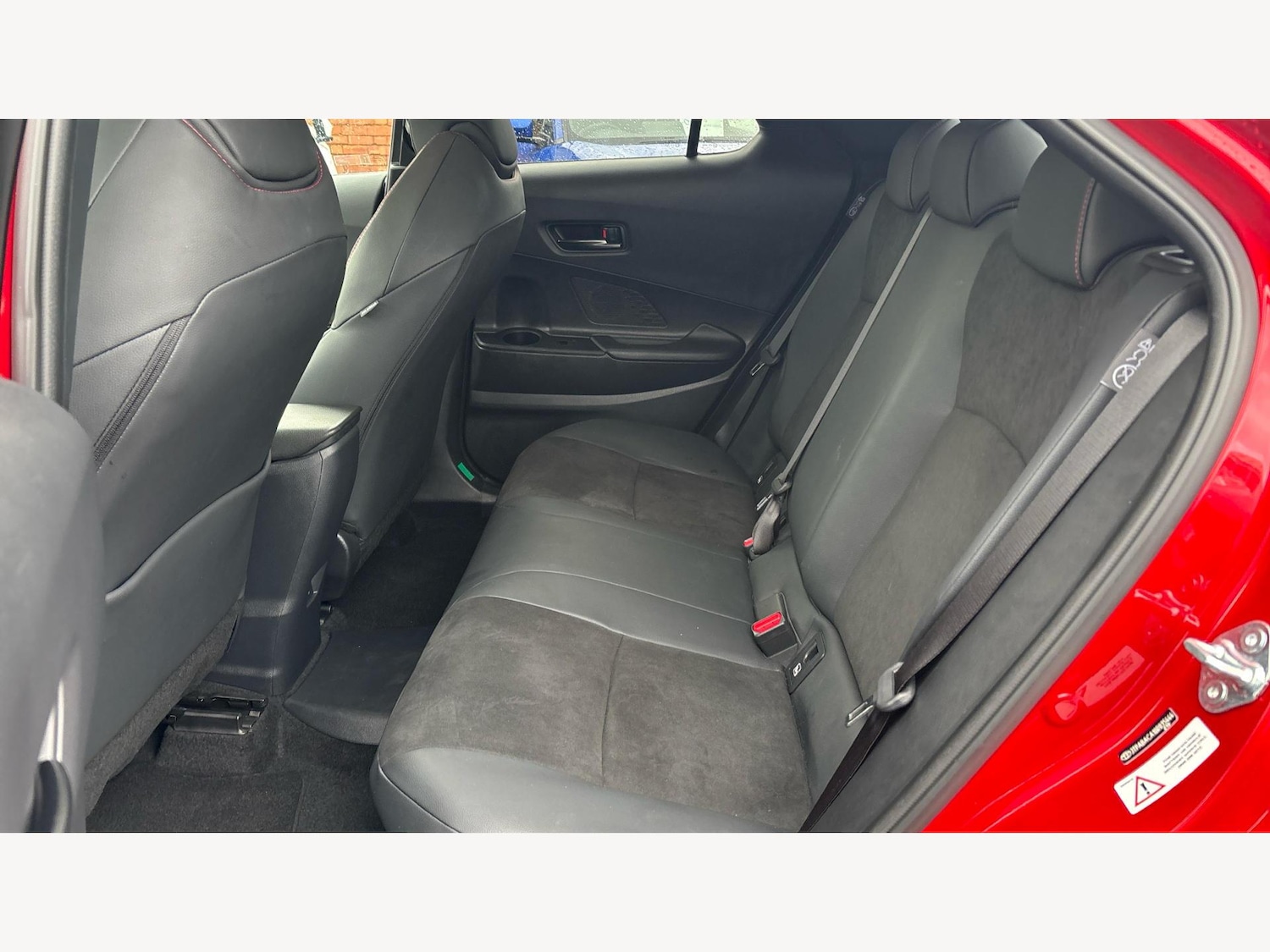 Used Toyota C-HR 2025 for sale - 77637740: Photo 15