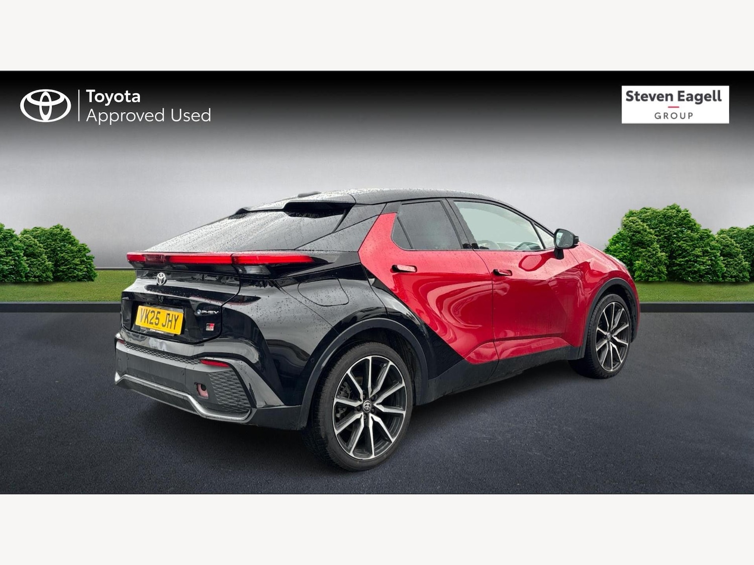 Used Toyota C-HR 2025 for sale - 77637740: Photo 2