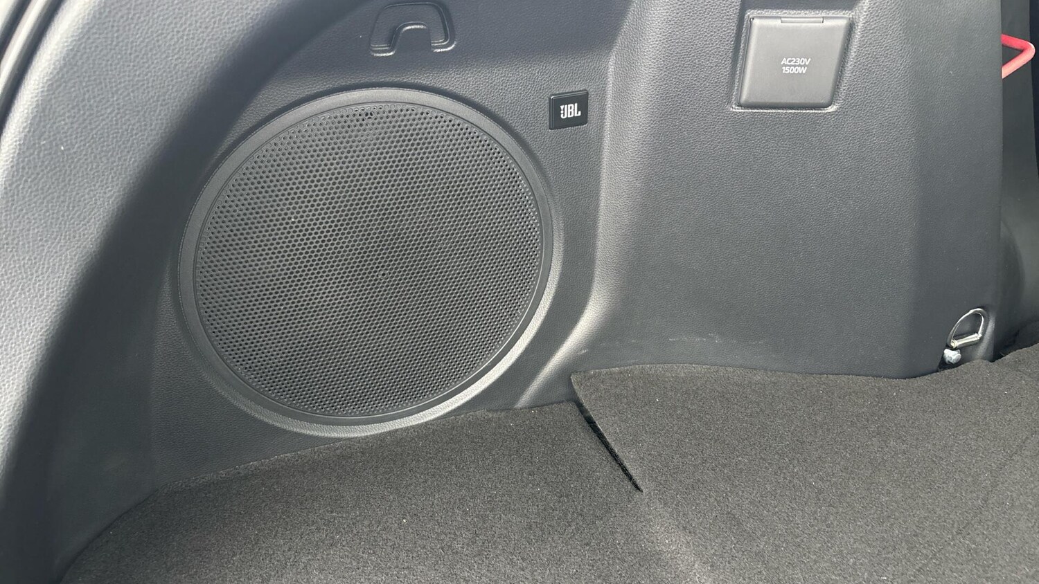 Used Toyota C-HR 2025 for sale - 77637740: Photo 51