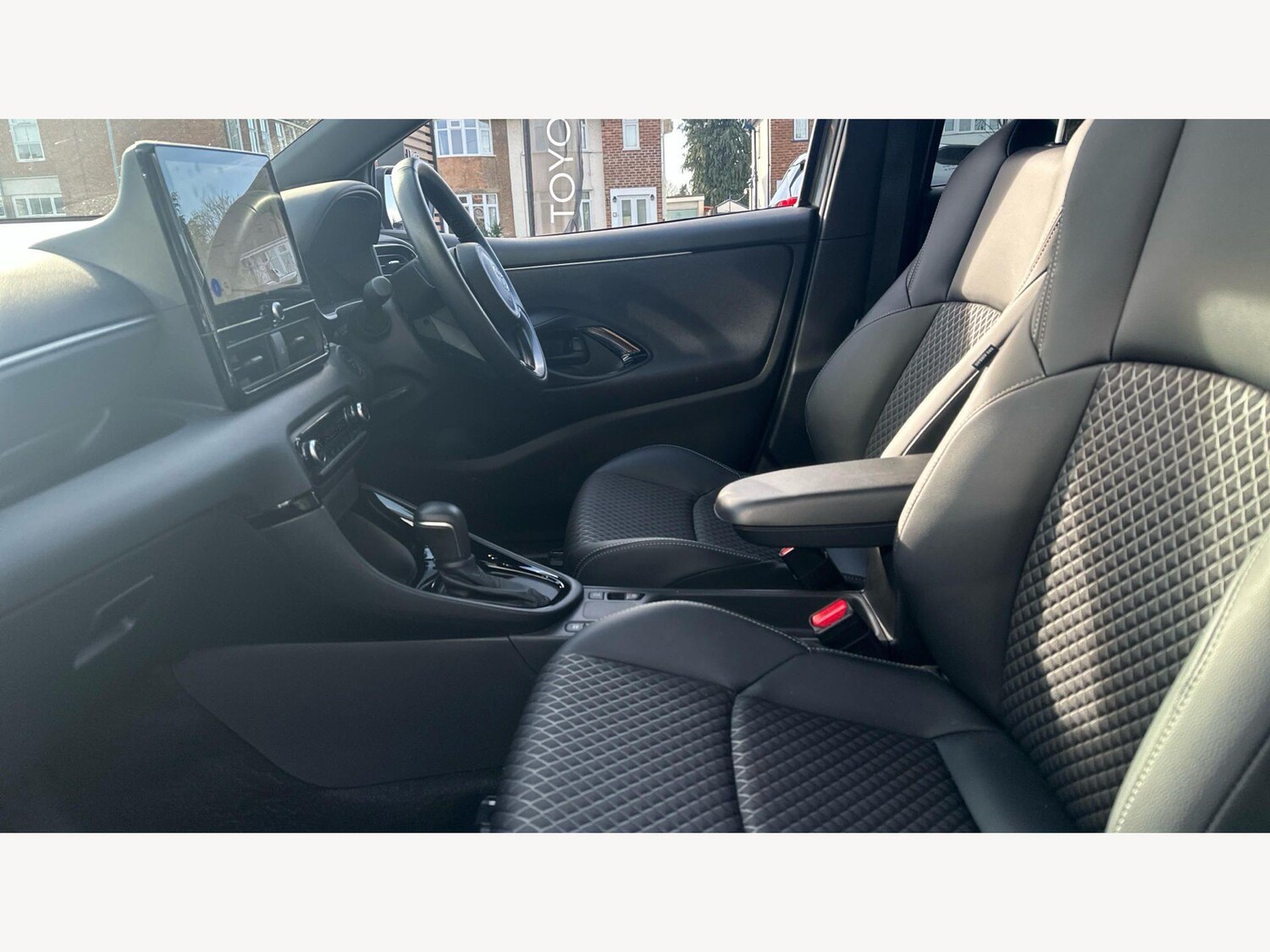 Used Toyota Yaris for sale - 77909602: Photo 12