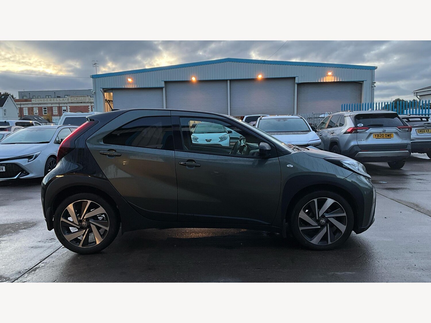 Used Toyota Aygo X 2022 for sale - 76866312: Photo 18