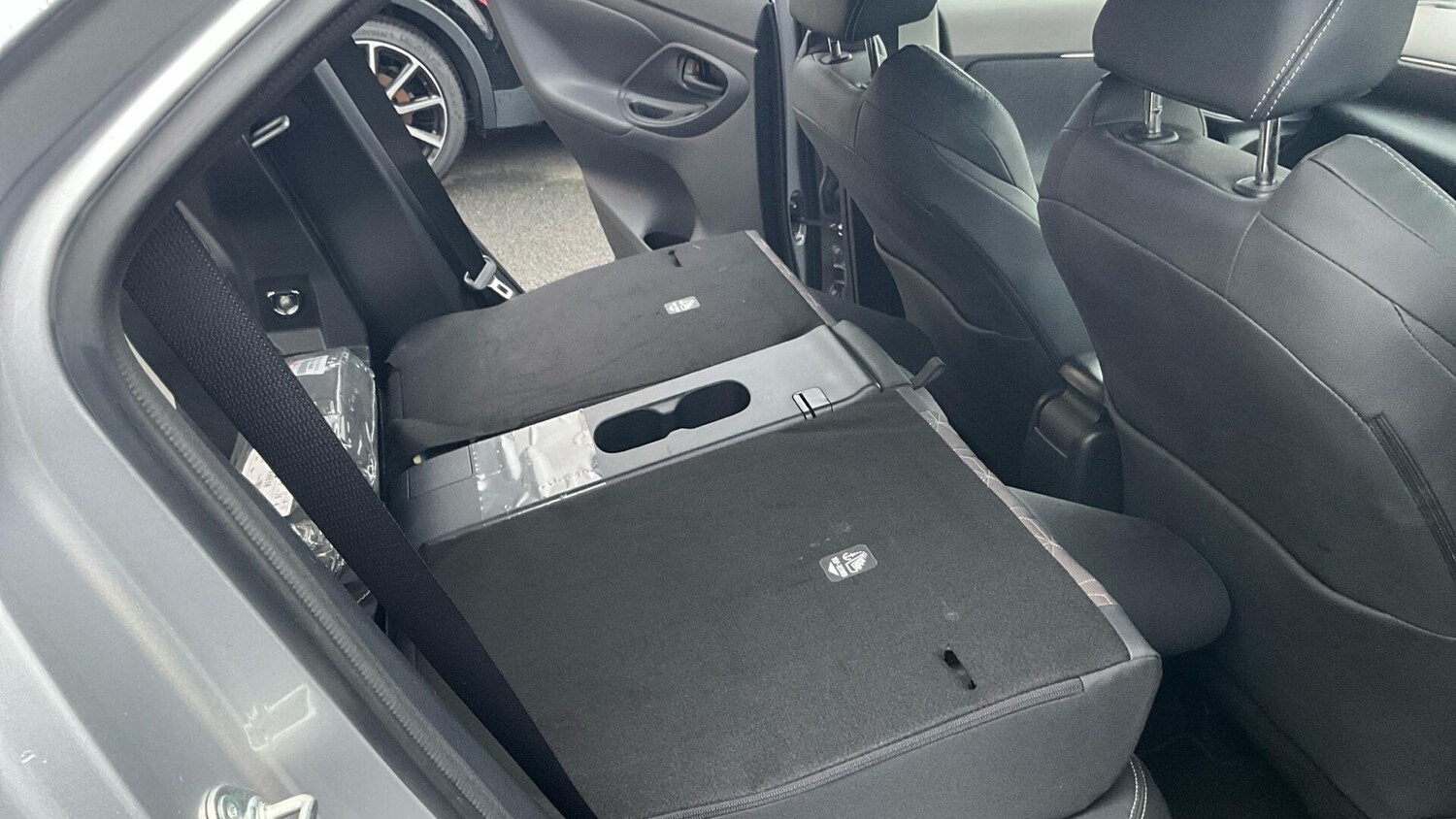 Used Toyota Yaris Cross 2022 for sale - 77637668: Photo 36