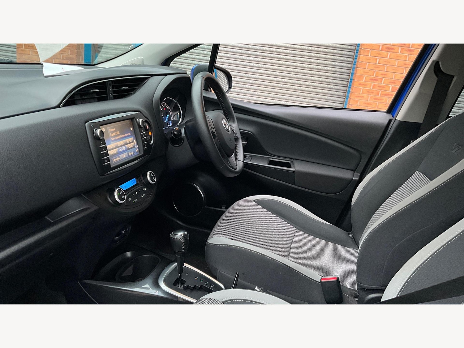 Used Toyota Yaris 2020 for sale - 77163528: Photo 12