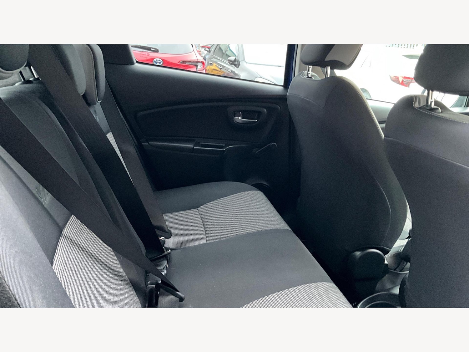 Used Toyota Yaris 2020 for sale - 77163528: Photo 14