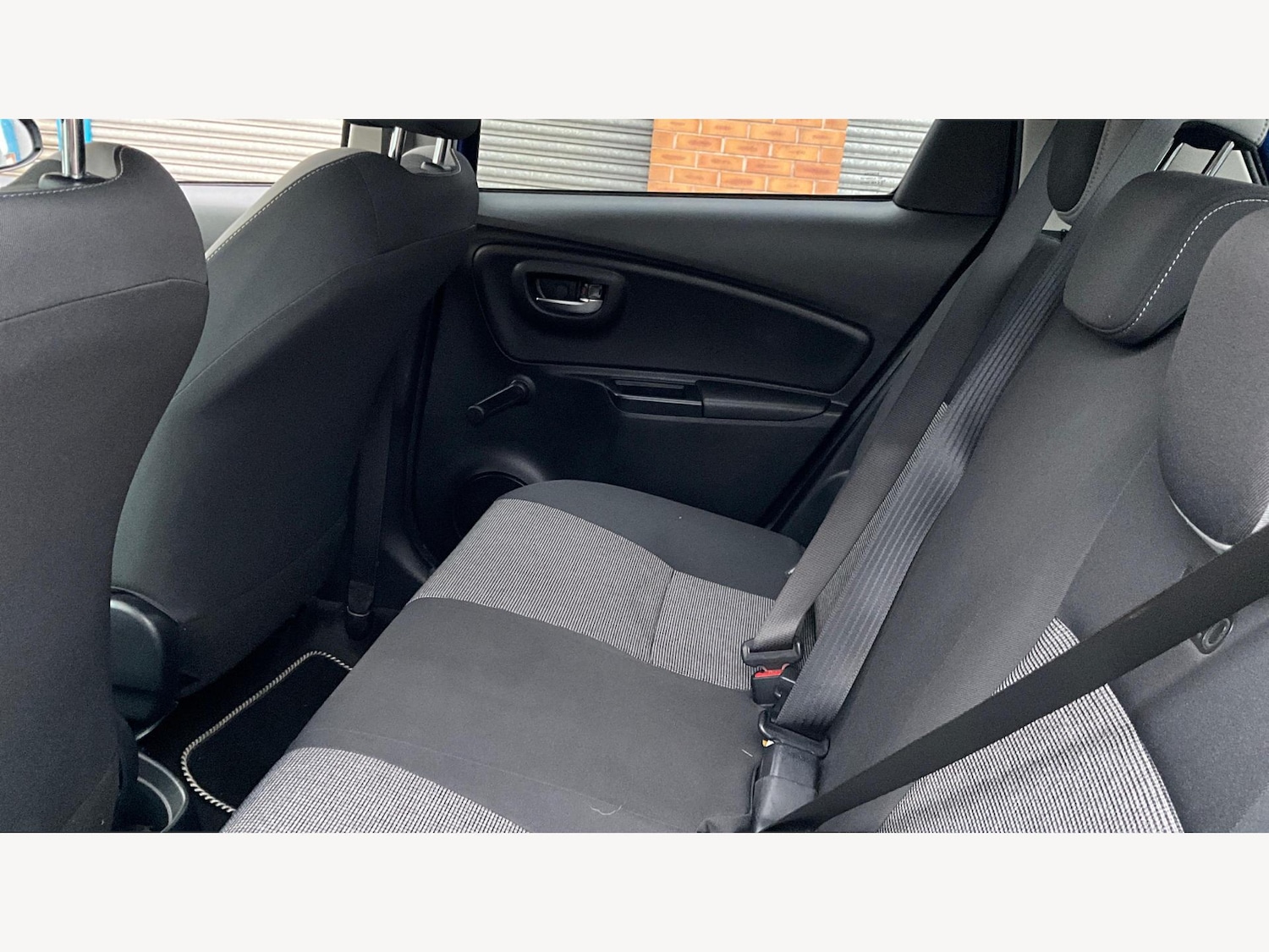 Used Toyota Yaris 2020 for sale - 77163528: Photo 15