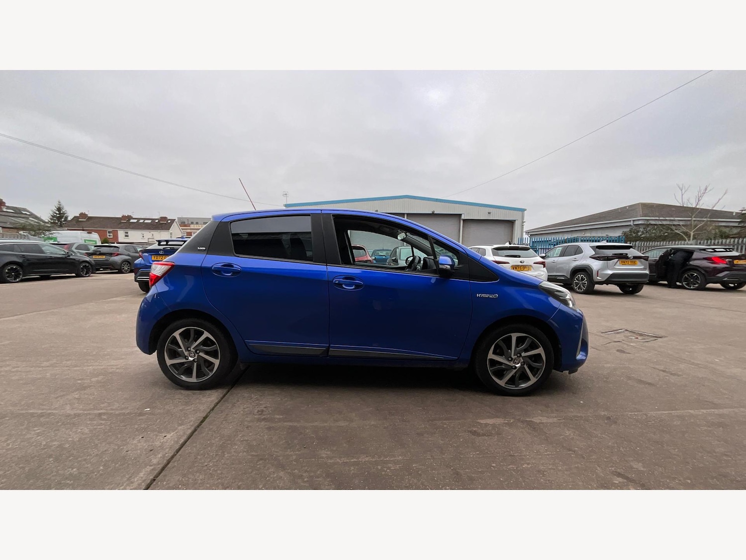 Used Toyota Yaris 2020 for sale - 77163528: Photo 18