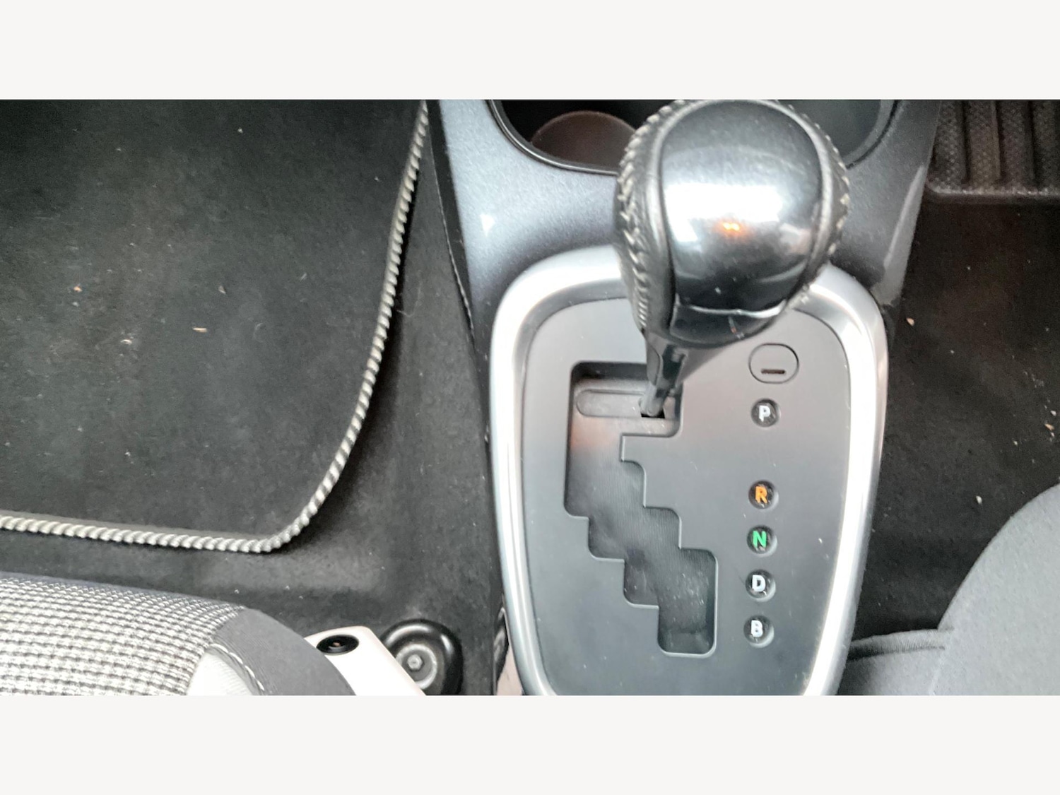 Used Toyota Yaris 2020 for sale - 77163528: Photo 29