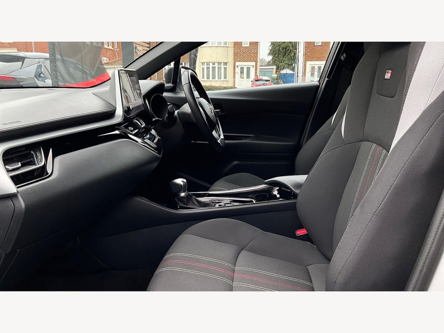 Used Toyota C-HR 2023 for sale - 77704841: Photo 12