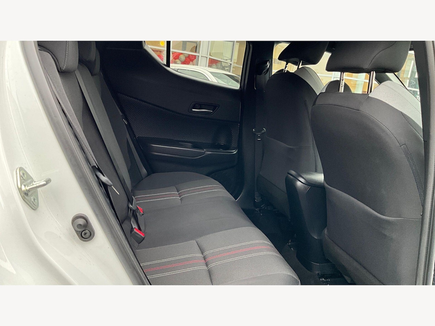 Used Toyota C-HR 2023 for sale - 77704841: Photo 14