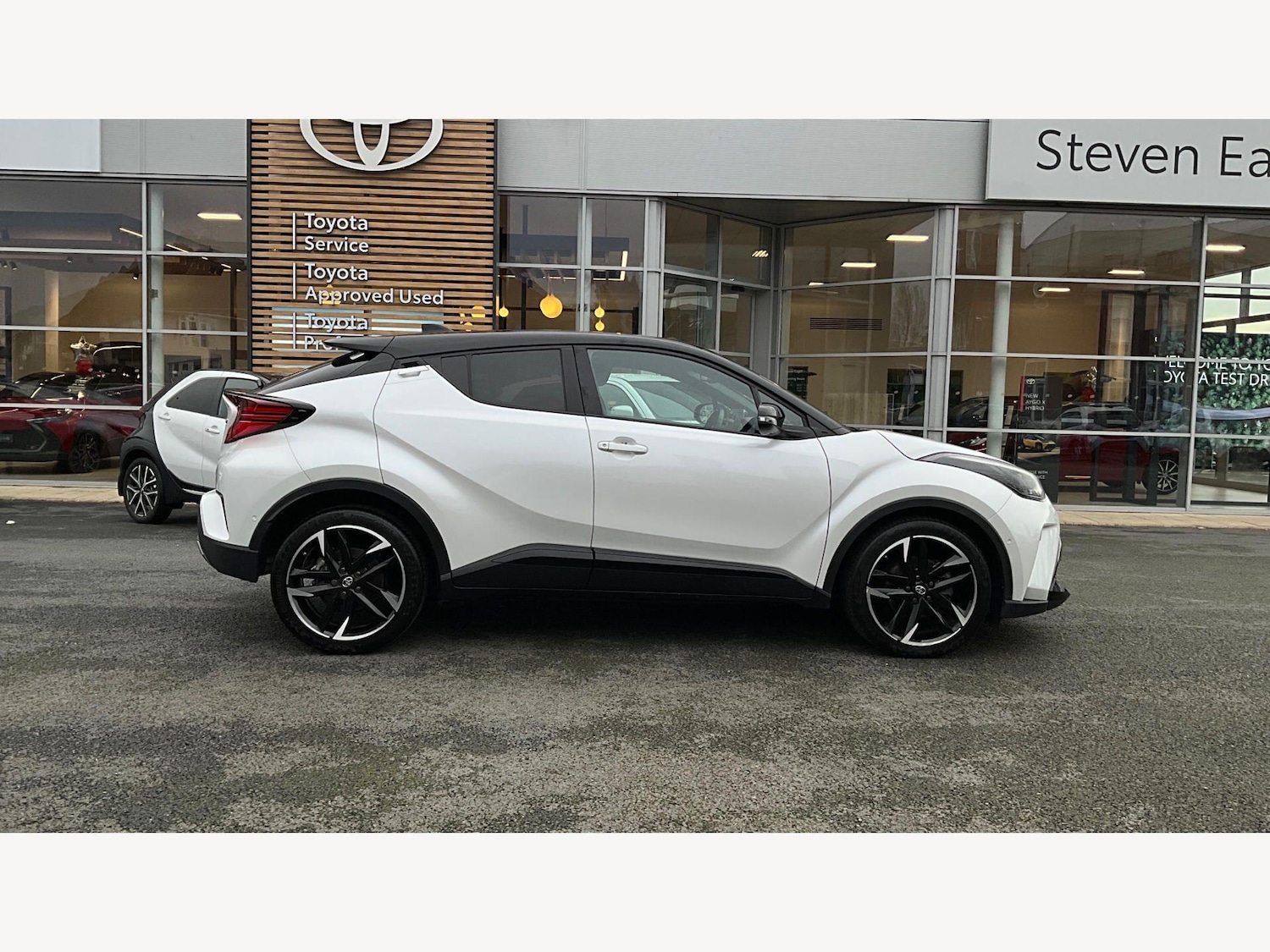 Used Toyota C-HR 2023 for sale - 77704841: Photo 18