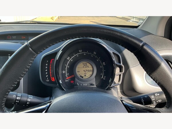 Used Toyota AYGO 2019 for sale - 75609108: Photo 11