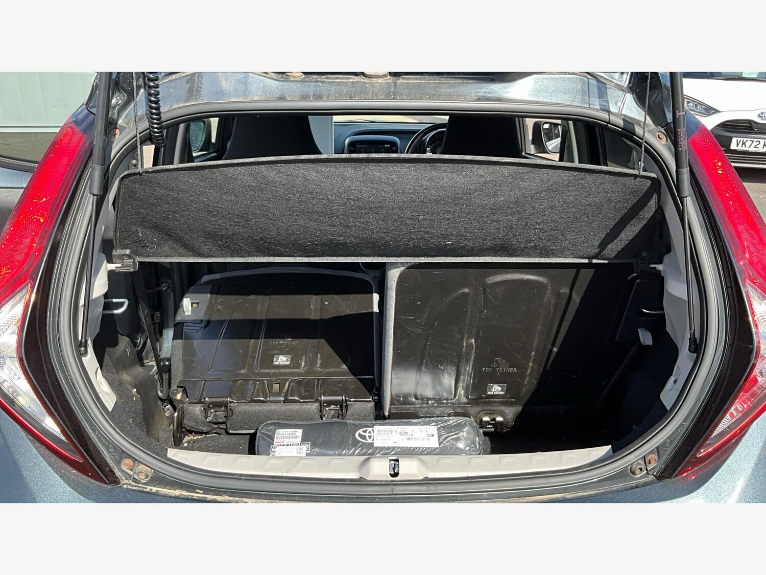 Vehicle 33